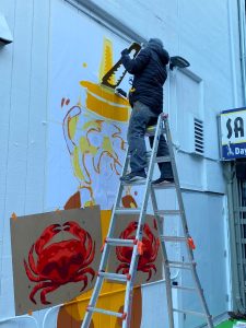 Spray painting Fnnch Fisherman's Wharf Honey Bear Mural