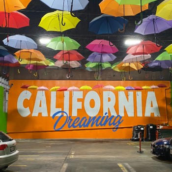 California Dreaming Mural at Umbrella Alley