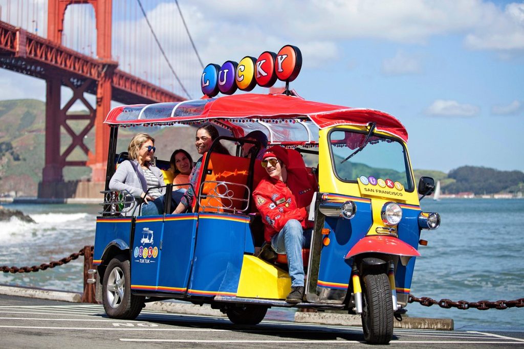 Lucky Tuk Tuk Sightseeing Tours in San Francisco at the Golden Gate Bridge