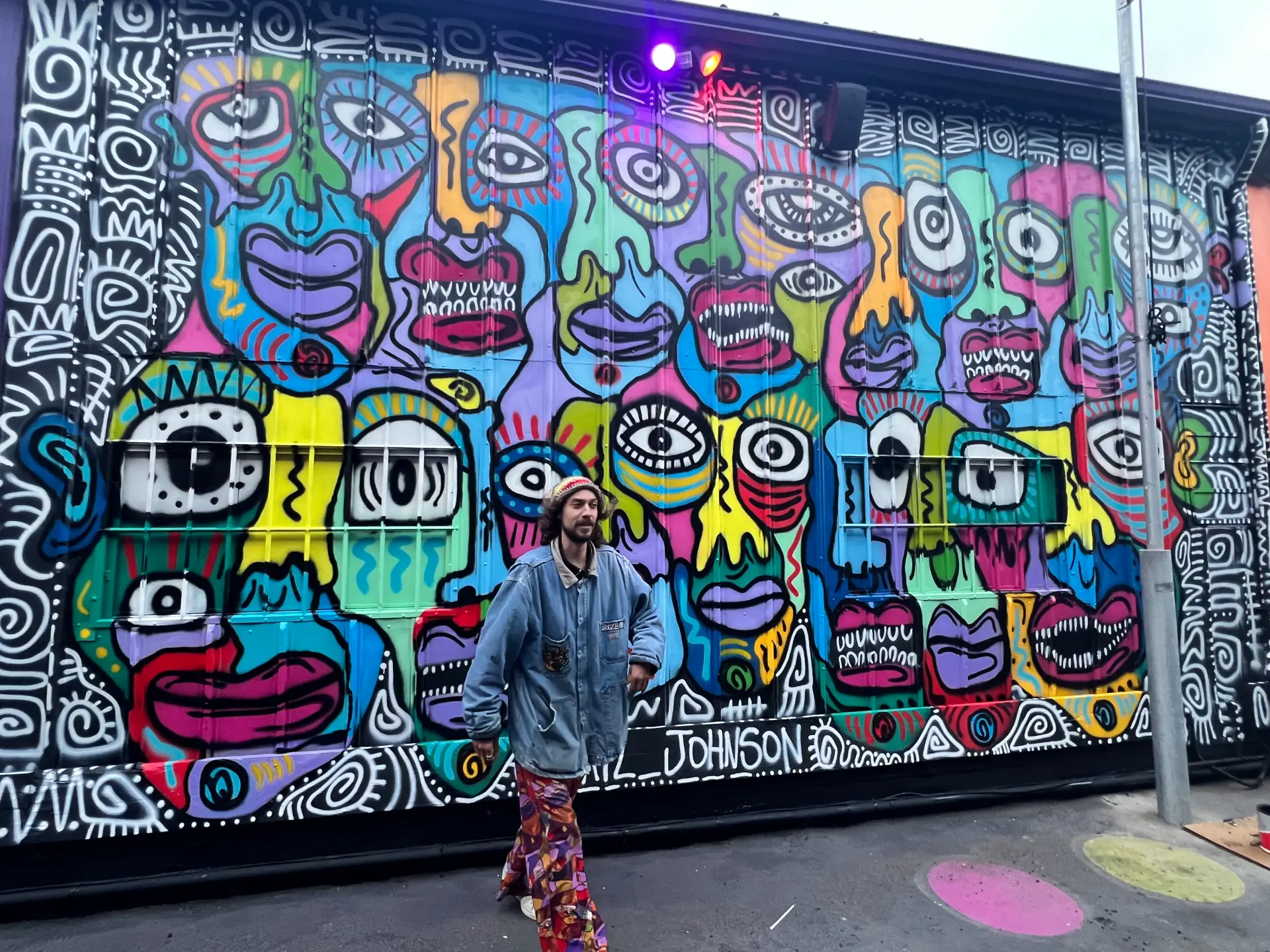 kayl_johnson_mural_umbrella_alley